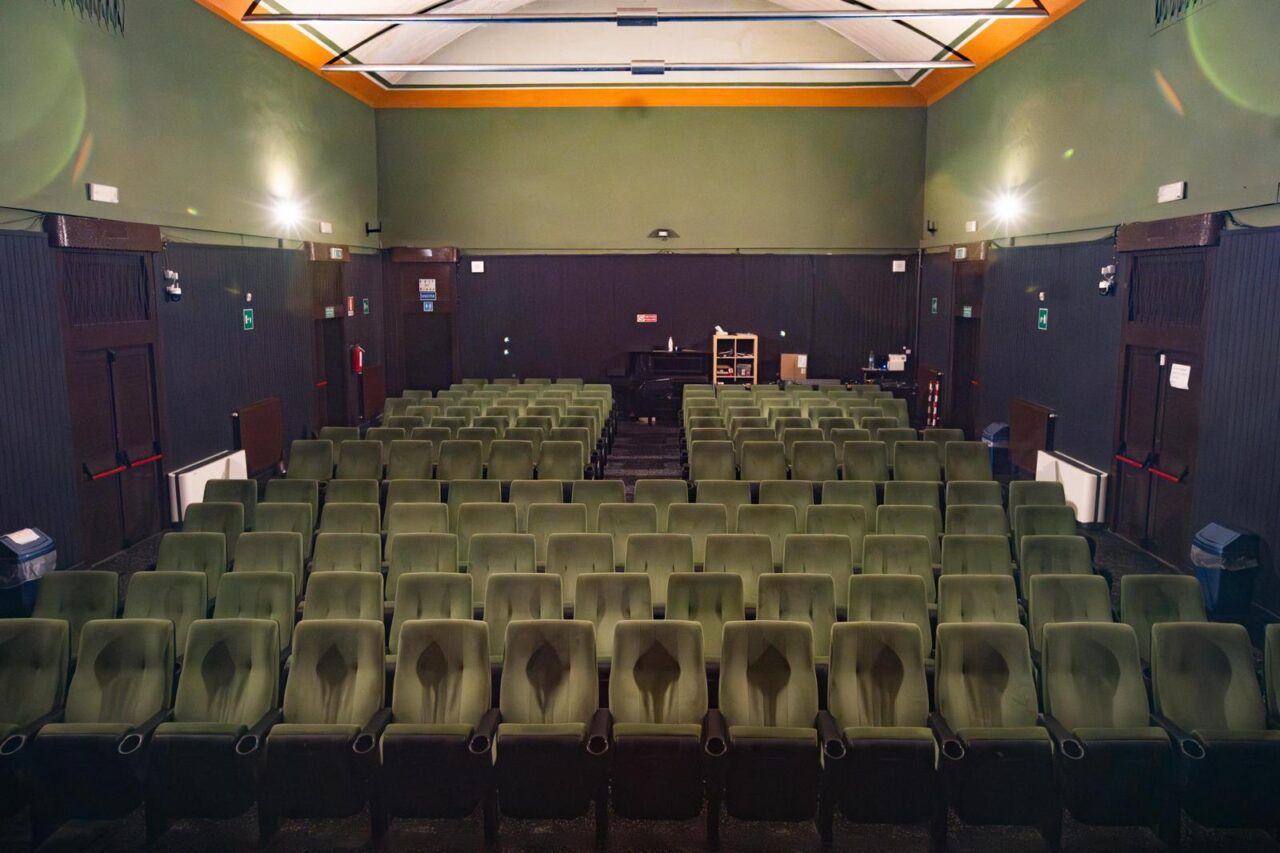 Teatro-Alfredo-Chiesa-01