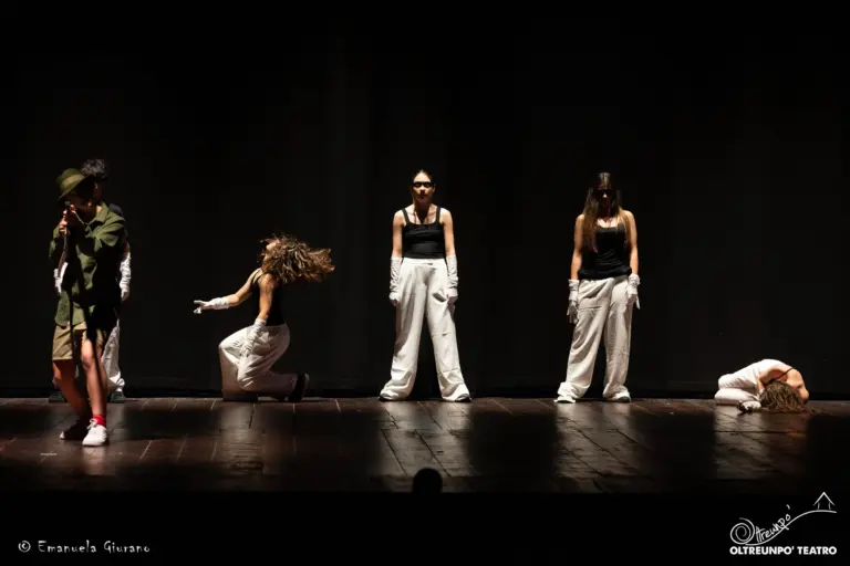 CorsoAdolescentiAvanzati_OltreunpoTeatro_2